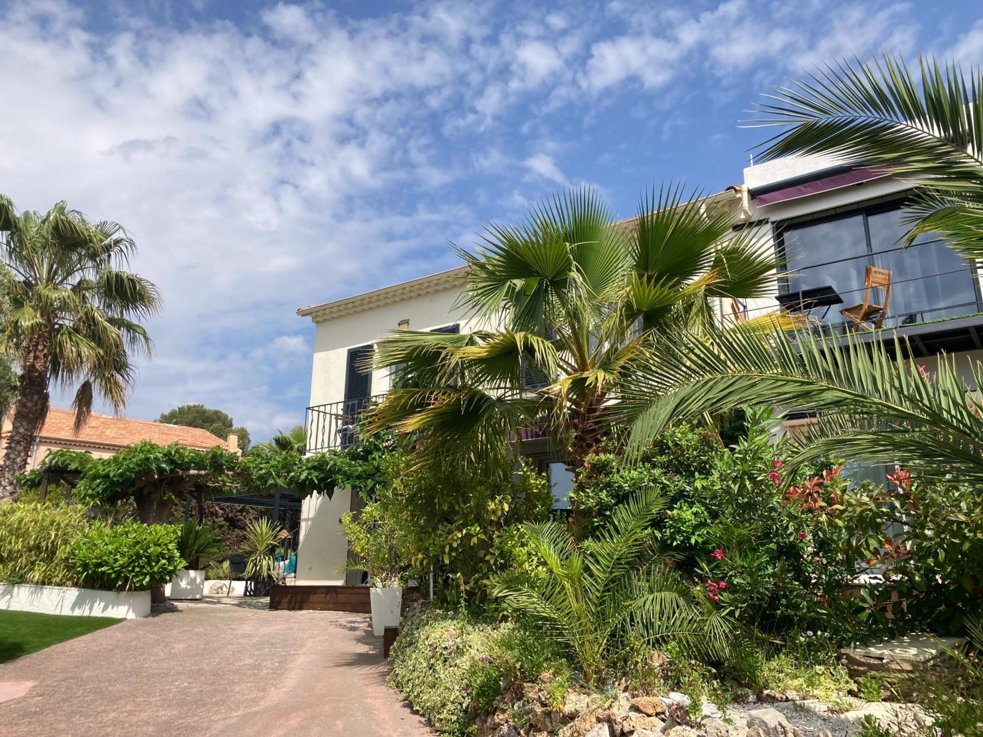 Villa Esterel Plage Saint-Raphaël Eksteriør billede